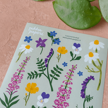 Lataa kuva Galleria-katseluun, Pikku Paperi Tarra-arkki - Luonnonkukat Paperinoita