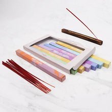 Lataa kuva Galleria-katseluun, Chakra Incense Balancing kit - Suitsukkeet + pidike Paperinoita
